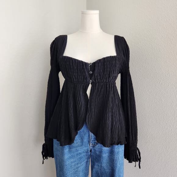 Urban Outfitters Black Crinkle Button Front Empire Top Long Sleeve Smocked L - Picture 1 of 9